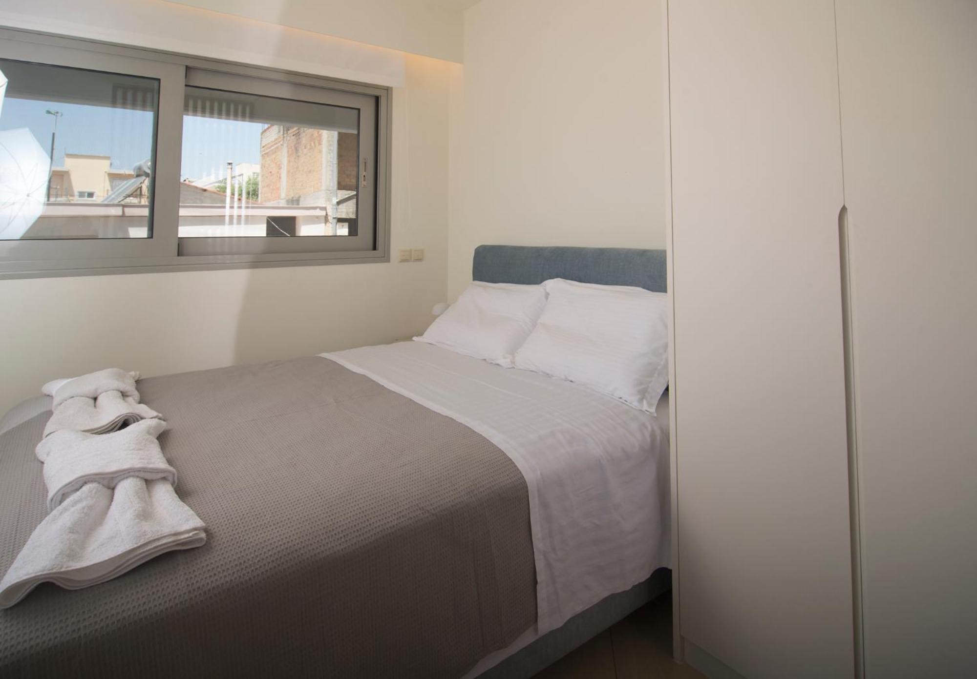 Spectacular Apartment Near Dance Hall/Center Каламата Экстерьер фото