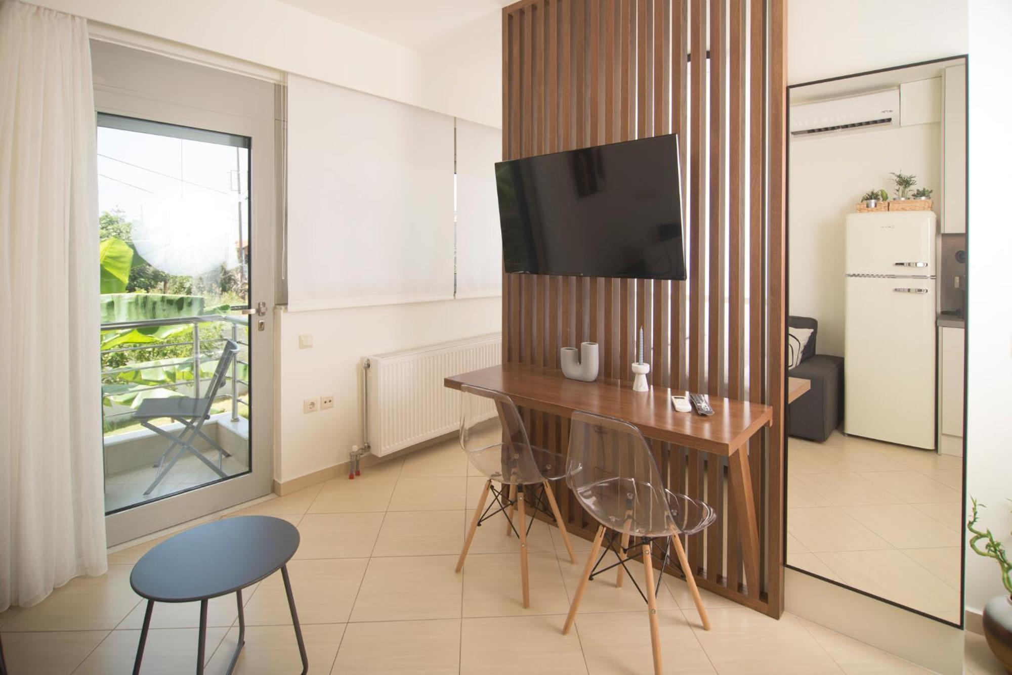 Spectacular Apartment Near Dance Hall/Center Каламата Экстерьер фото